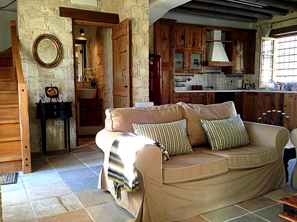 Lofou Traditional Stone House Rum bild